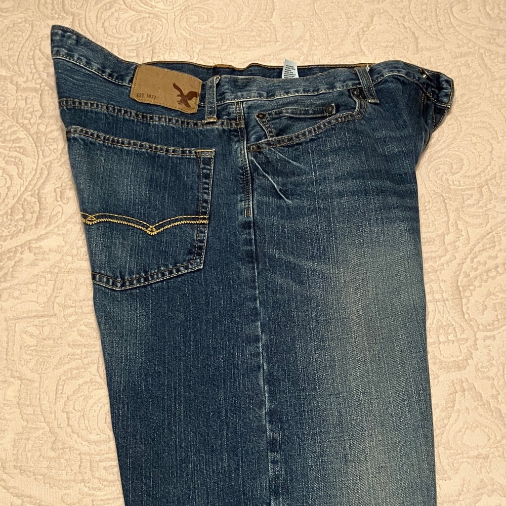 American Eagle Outfitters Men's Dark Blue Straight Jeans